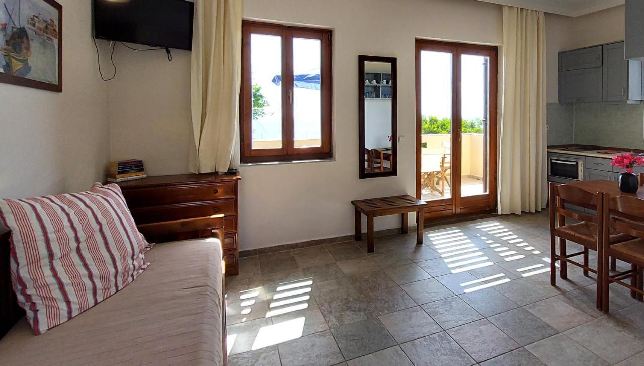 Doma Apartments Falasarna Extérieur photo