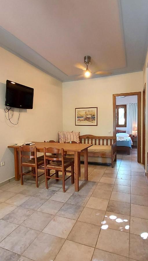 Doma Apartments Falasarna Extérieur photo